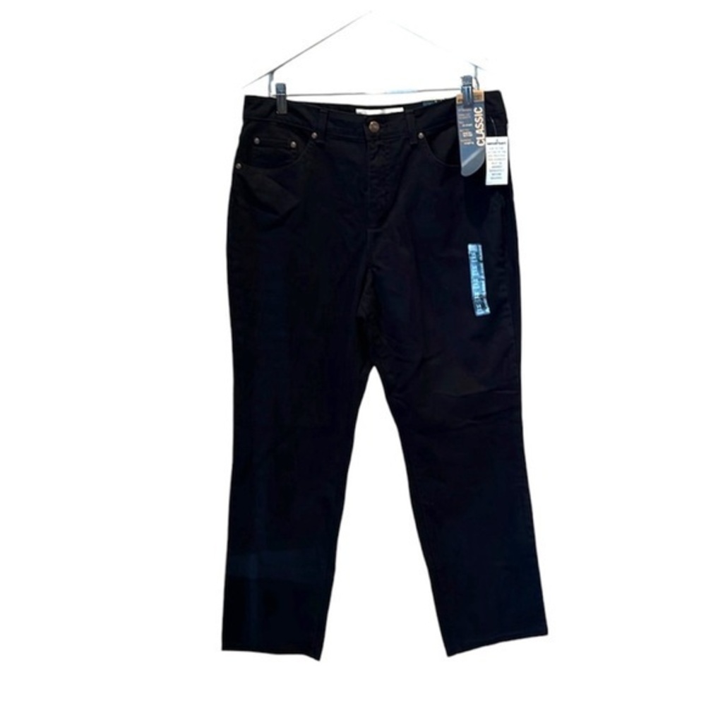 New Faded Glory Women’s Petite Classic Fit Straight Leg Black Jeans Size 14P NWT